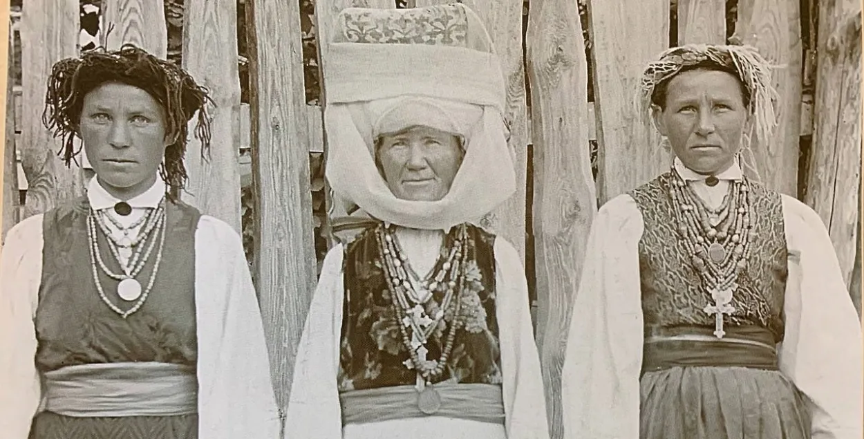 Жительницы Давыд-Городка в 1912 году
