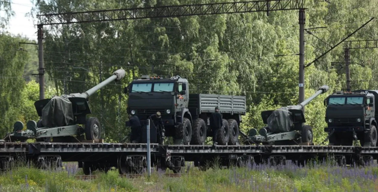 Военная техника из России в Беларуси
