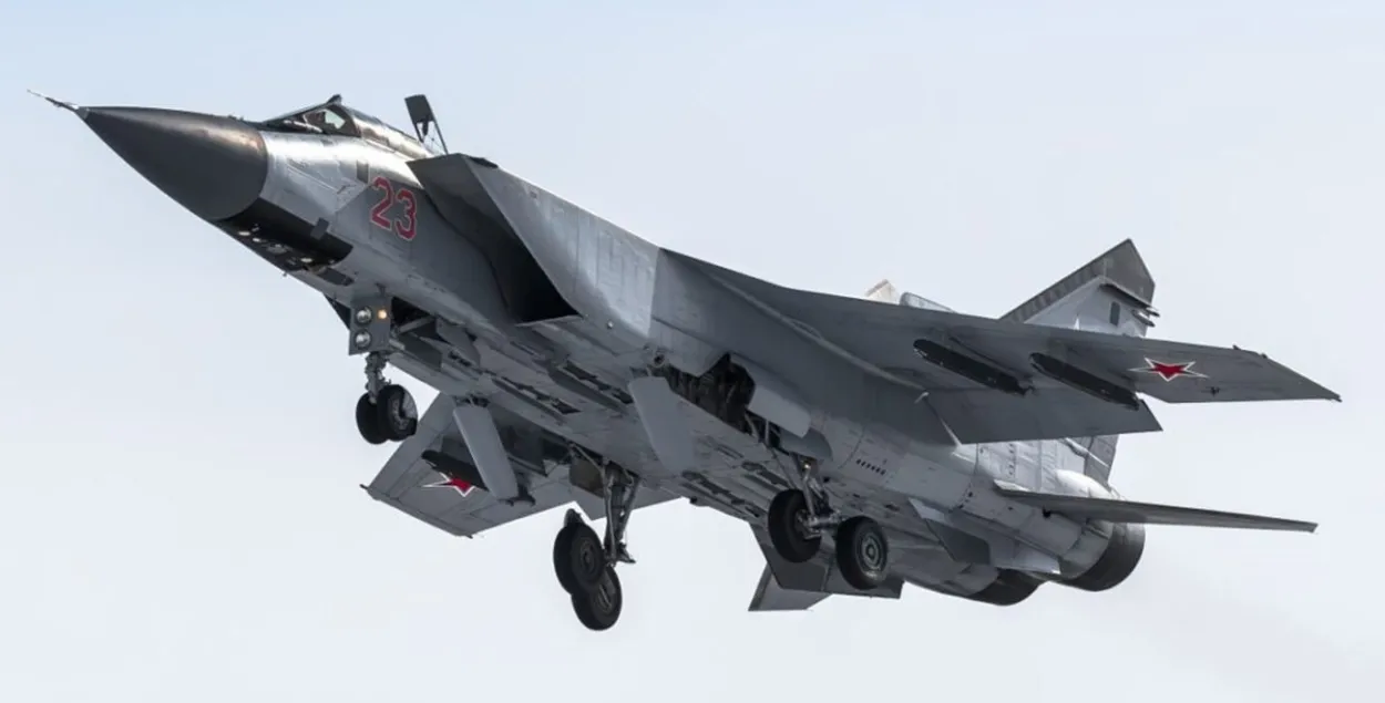 Знішчальнік Міг-31К
