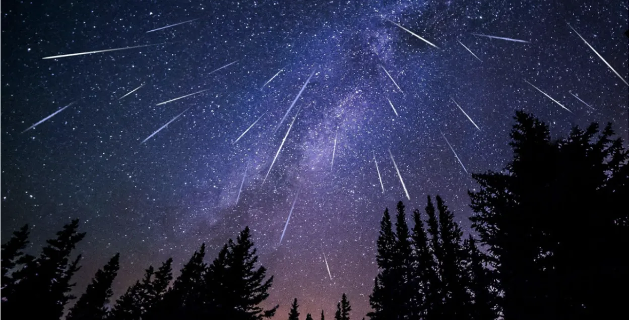 Патокі Арыянідаў у небе
