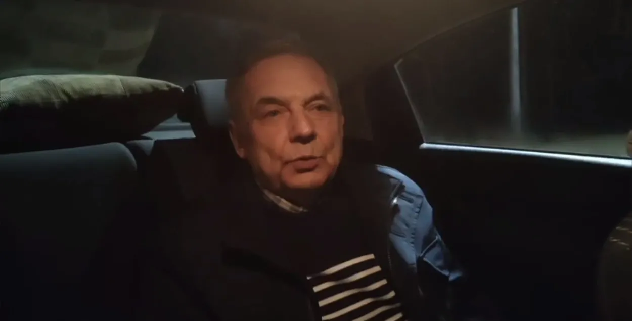 Аляксандр Калеснікаў
