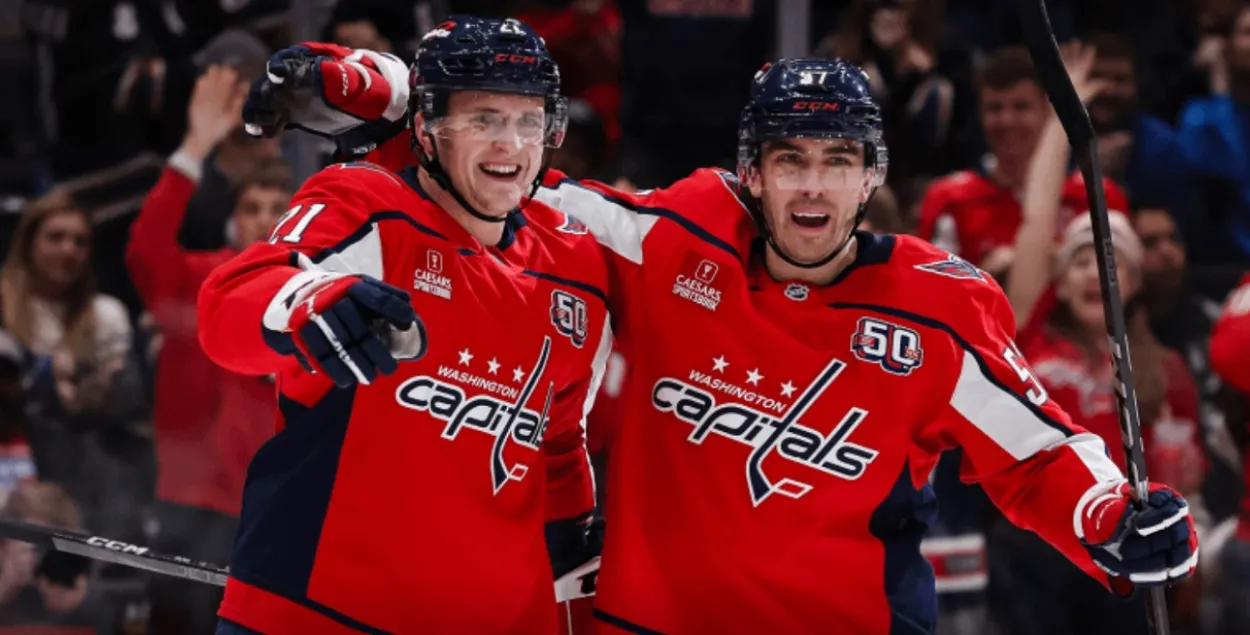 Алексей Протас (слева)
