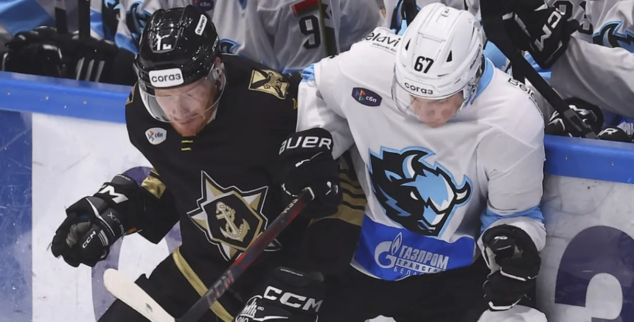 Матч "Динамо-Минск" — "Адмирал"
