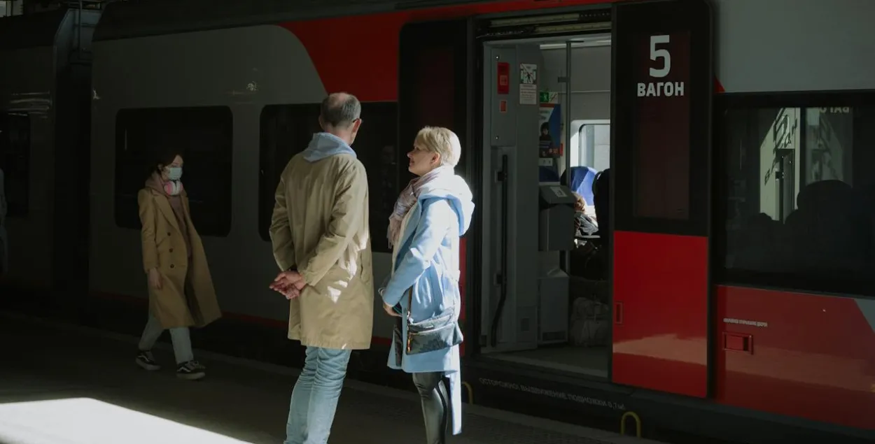 На вокзале, иллюстративное фото
