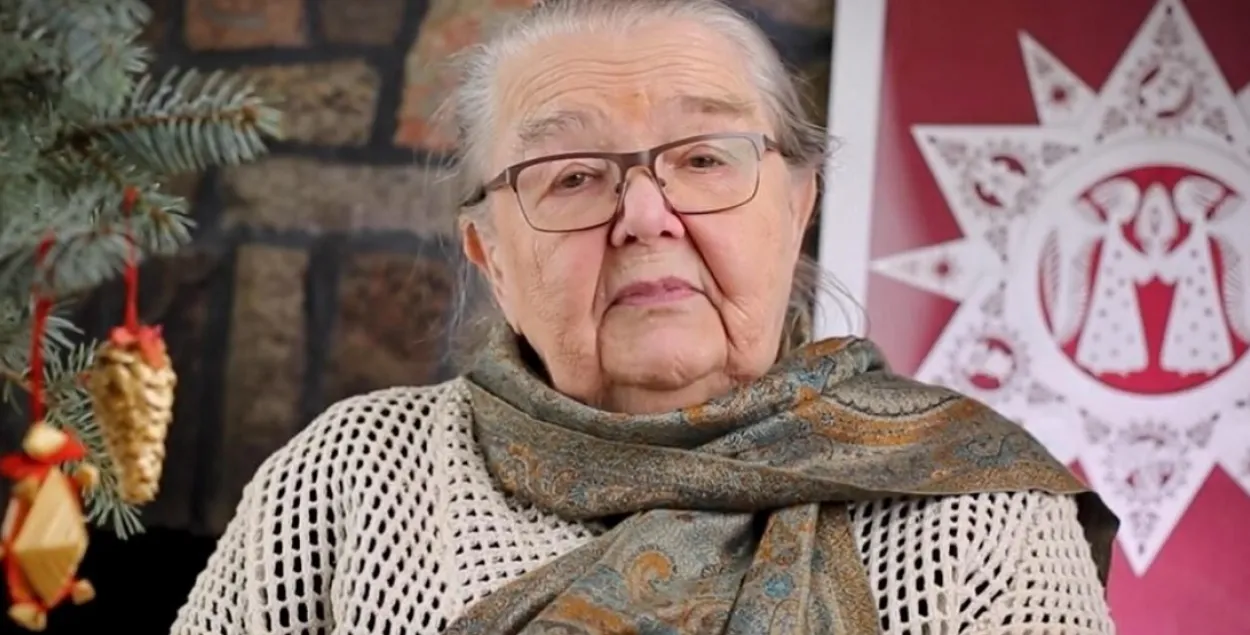 Ивонка Сурвилла
