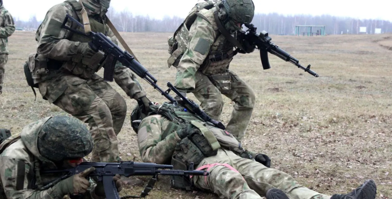 Спецназовцы на занятиях
