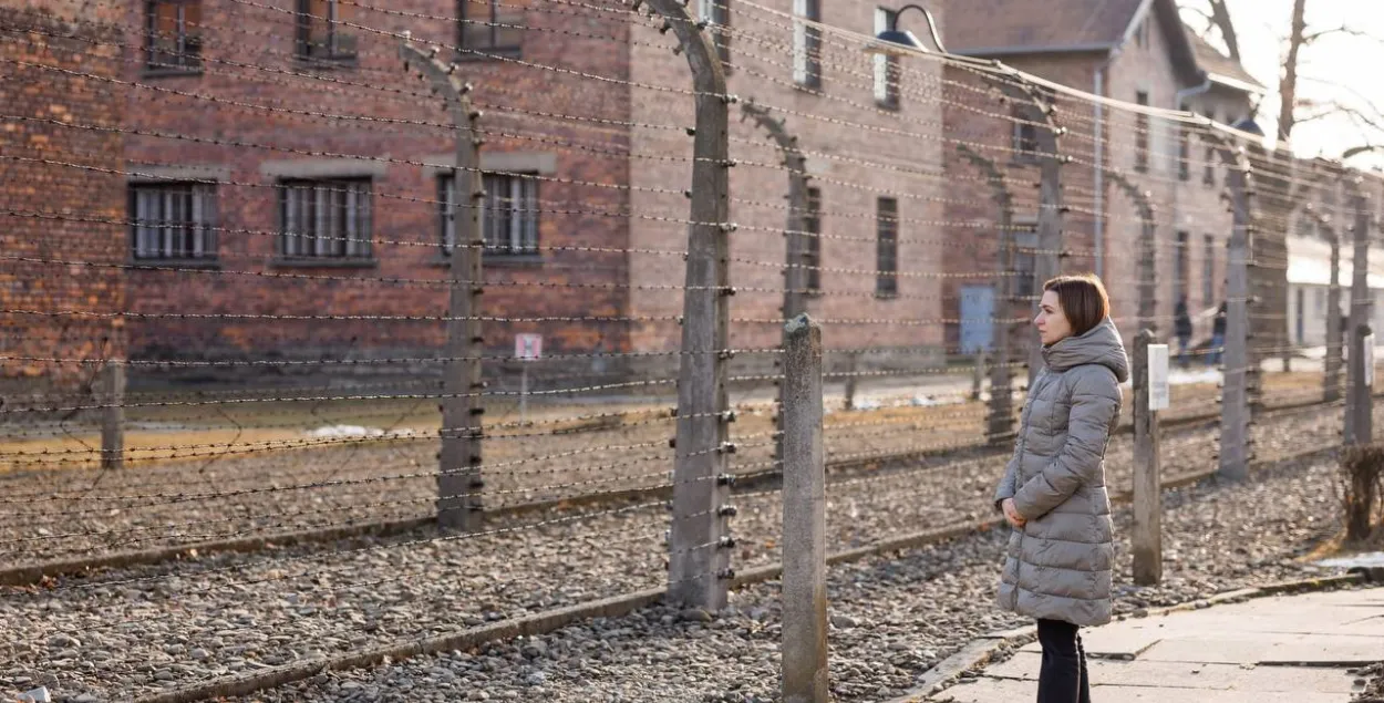 Прэзідэнт Малдовы Мая Санду ў Асвенціме
