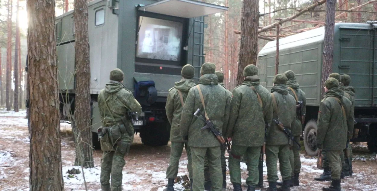 Военные на границе с Украиной
