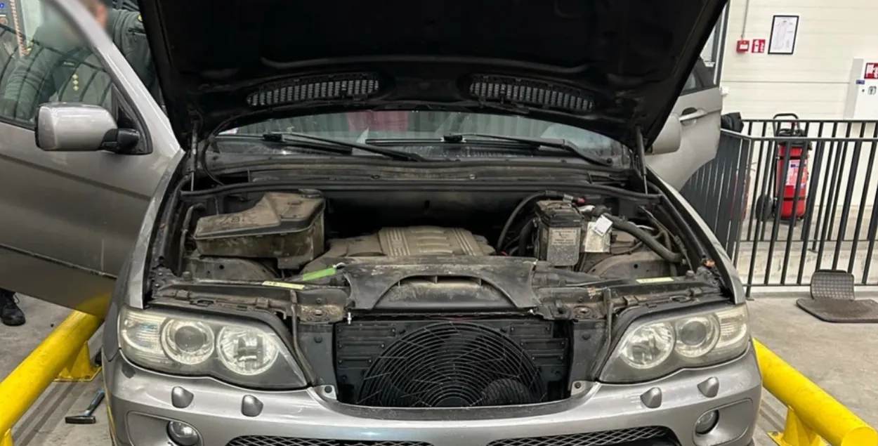 Аўтамабіль беларускіх кантрабандыстаў
