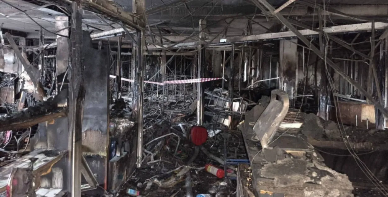 Вынікі пажару ў віцебскім ГЦ "Беларусь"
