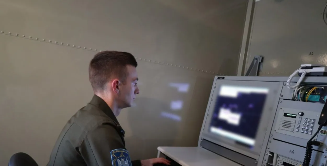 Комплекс способен обнаруживать "современные средства воздушного нападения"
