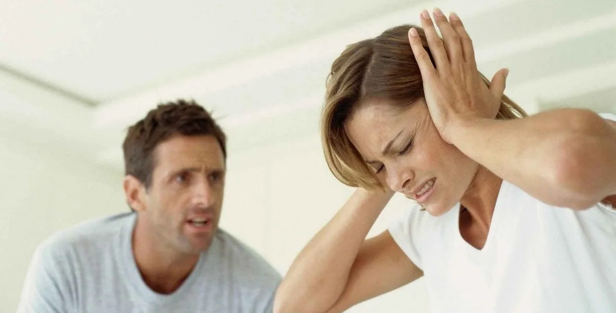 Мужчина ударил жену ножом и пытался покончить с собой&nbsp;
