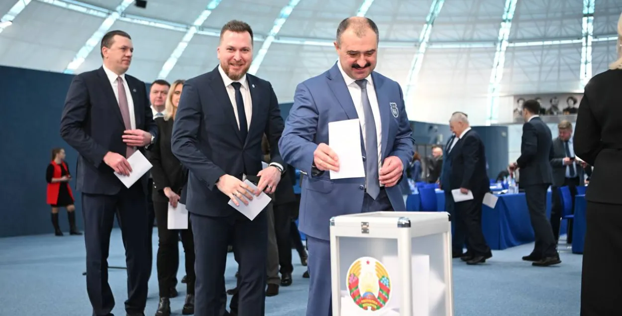 Виктор Лукашенко на голосовании в НОК, январь 2025-го
