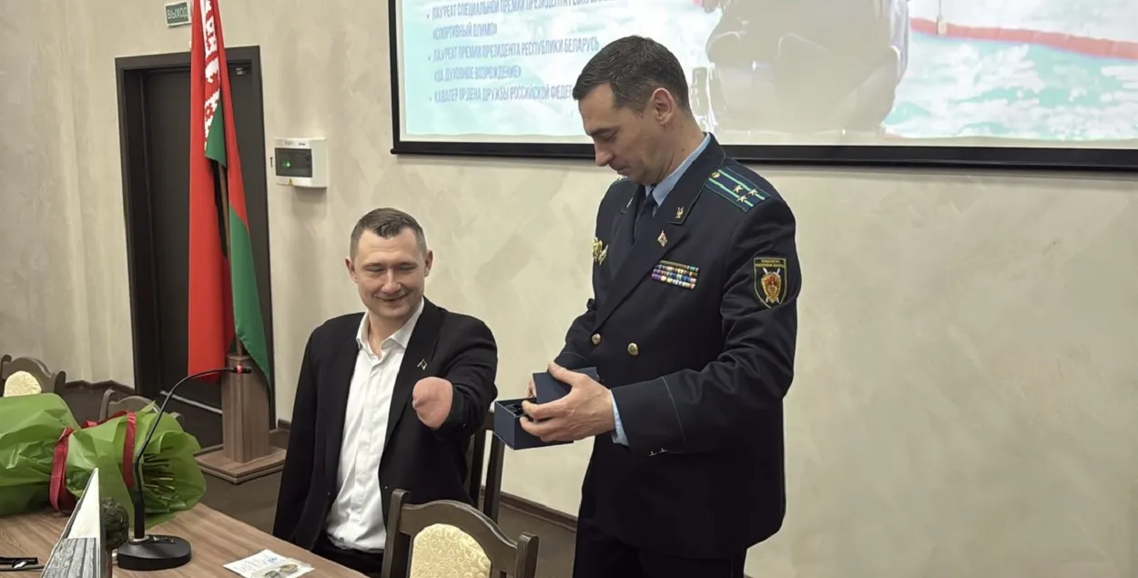 Алексей Талай продолжает собирать гуманитарку для Донбасса
