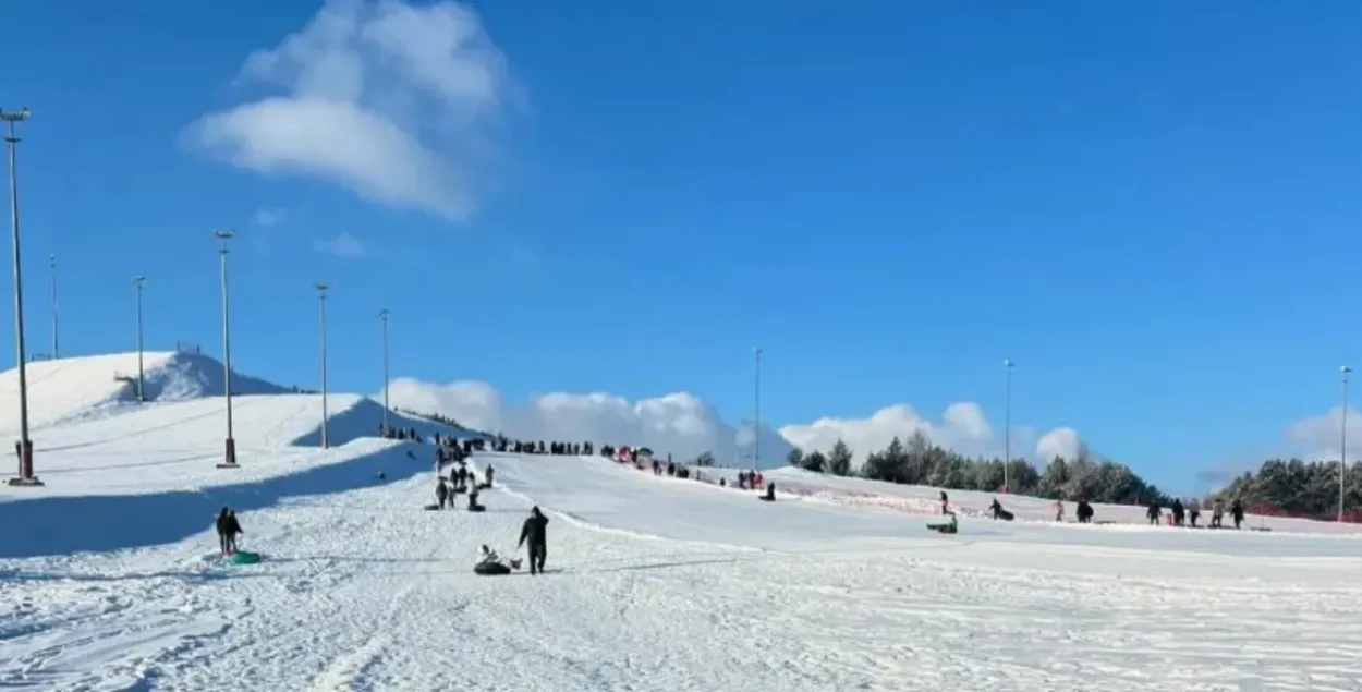 Оборудованная тюбинговая трасса в Коробчицах
