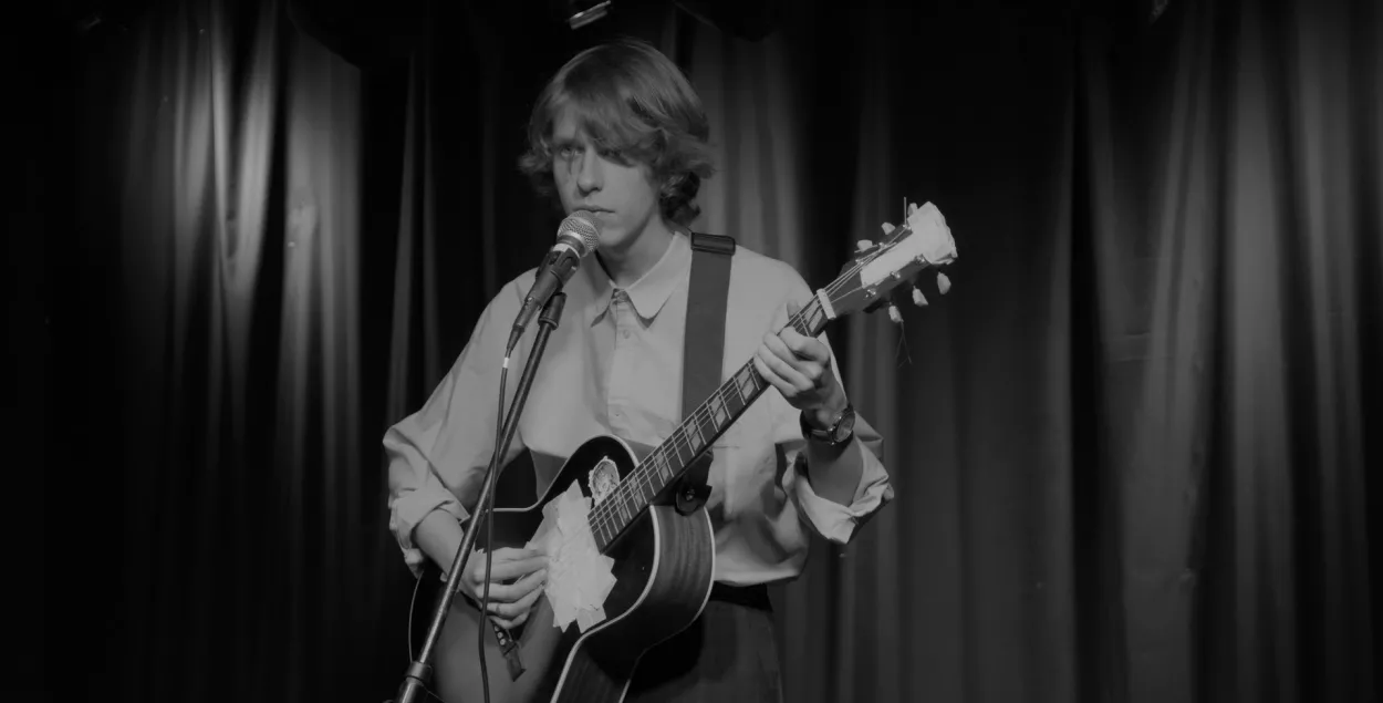 Кадр из фильма "Лебединая песня Федора Озерова"
