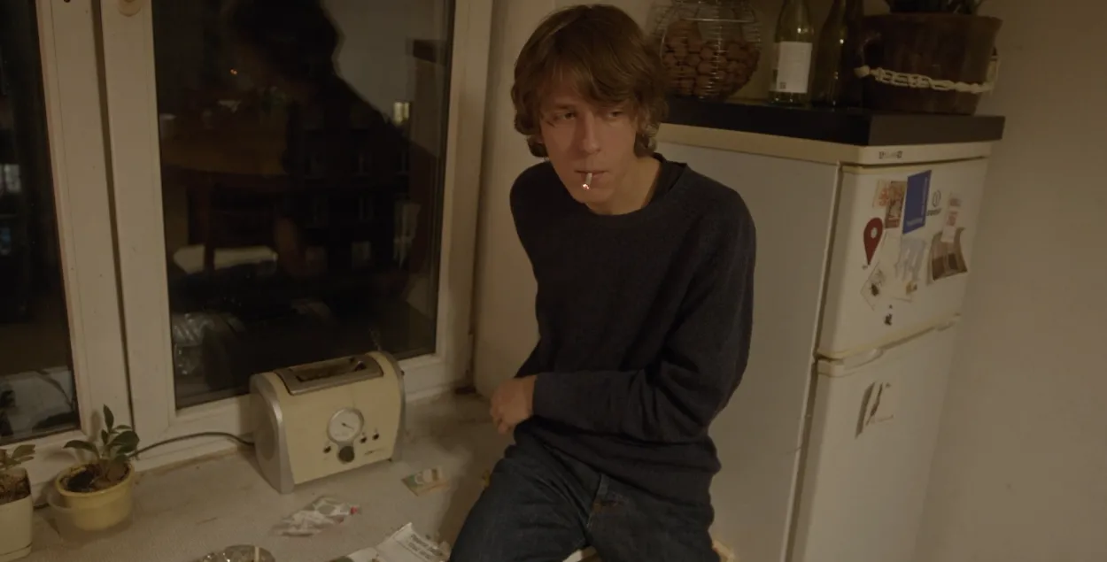 Вячаслаў Кміт у фільме "Лебядзіная песня Фёдара Озерава"
