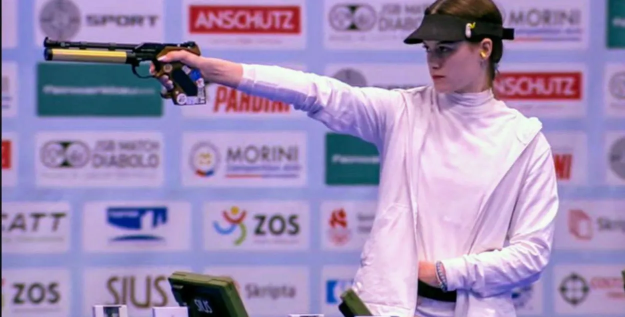 Александра Петрова
