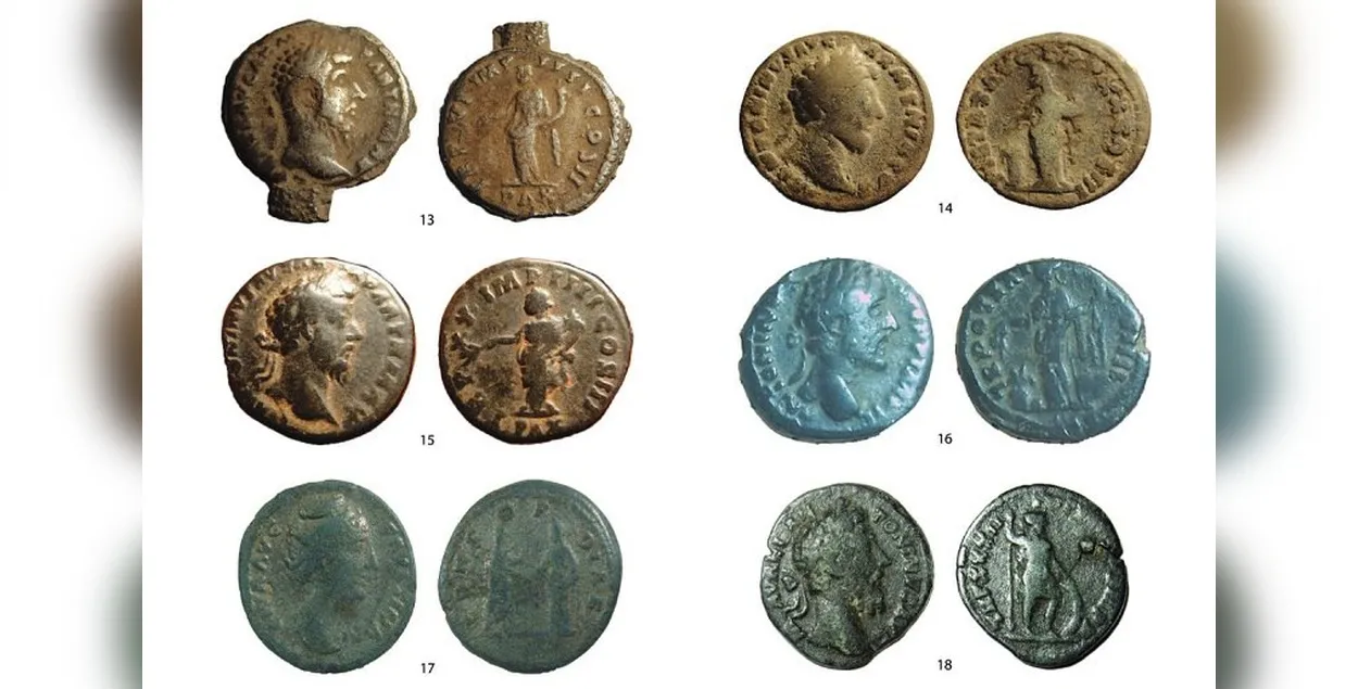 Копии римских динариев III века
