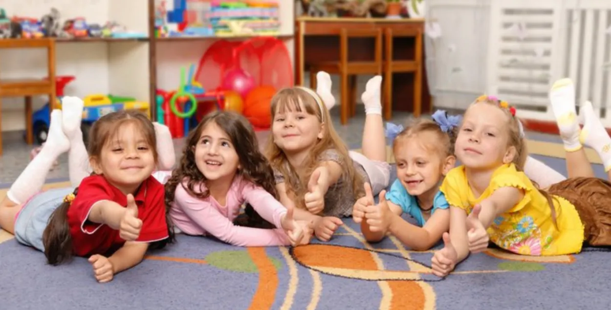 Дзеці ў дзіцячым садку
