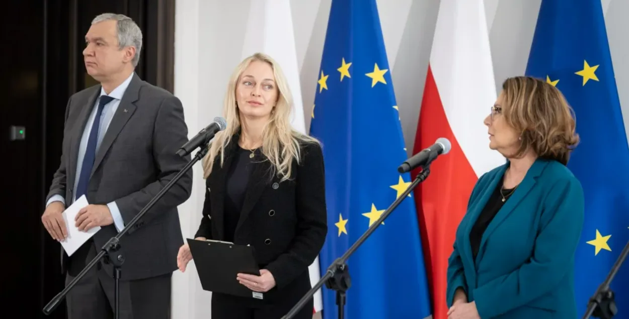 Анжелика Мельникова во время визита в Сенат Польши
