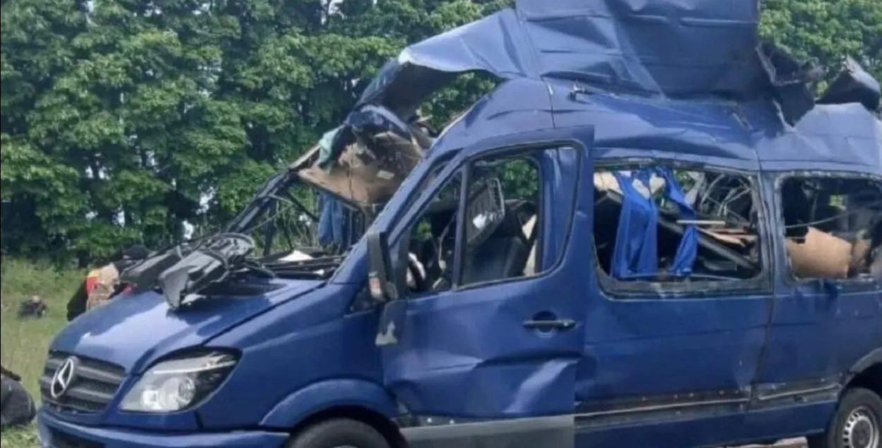 Дзевяць чалавек загінула
