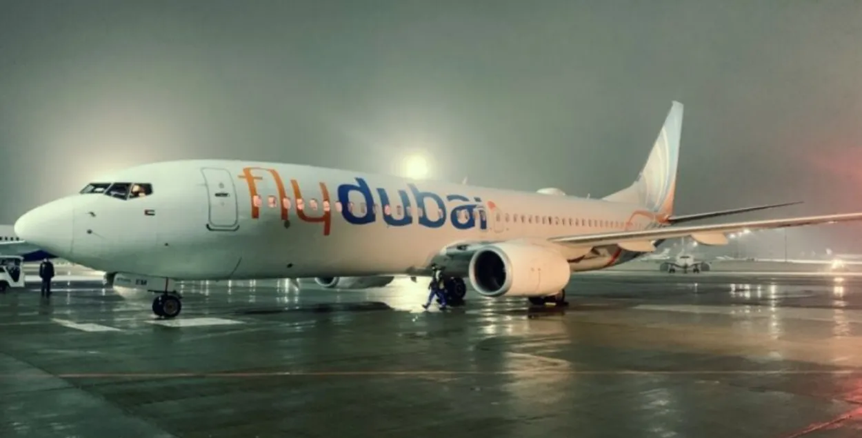 Самалёт Flydubai
