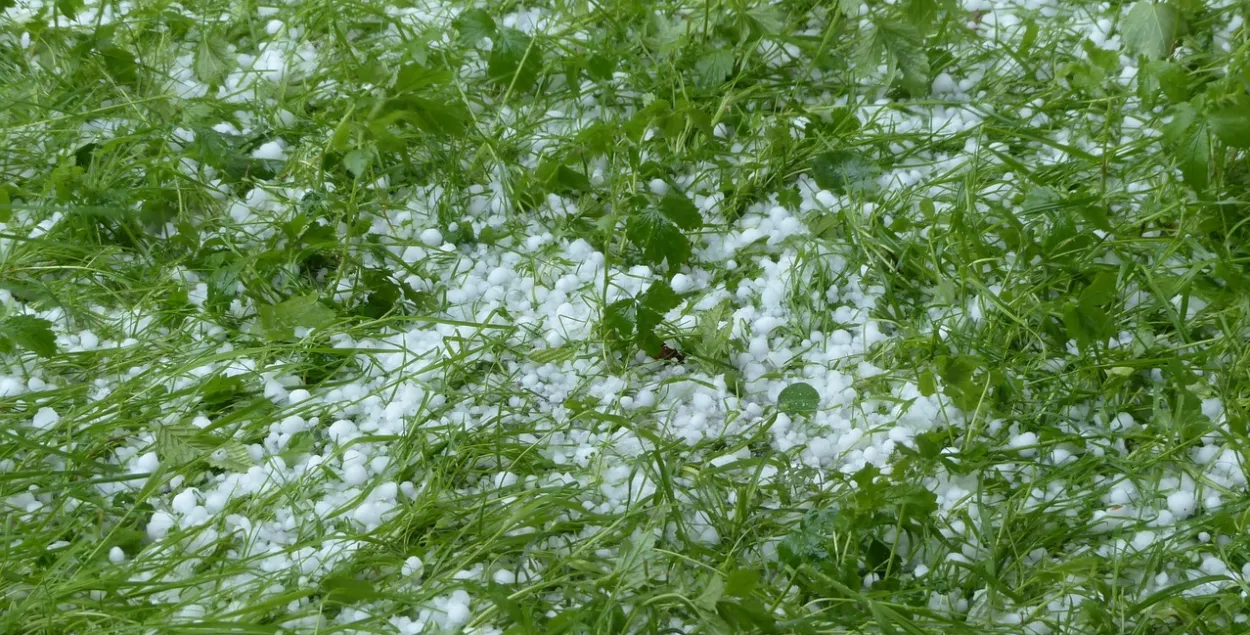 Град, ілюстрацыйнае фота
