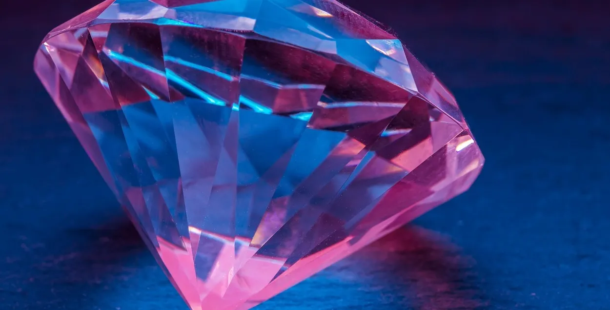 Беларусь играет роль юридического и логистического "экрана"
