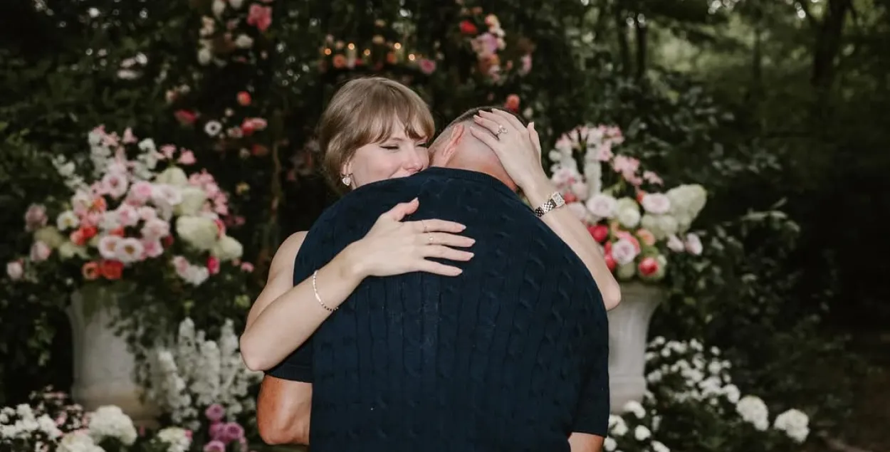 Тейлор Свифт и Тревис Келси
