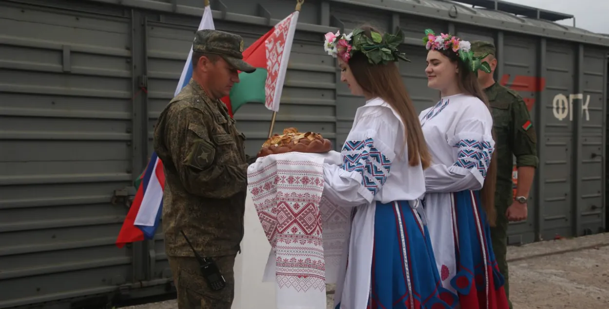 Расійскія вайскоўцы прыбылі ў Беларусь
