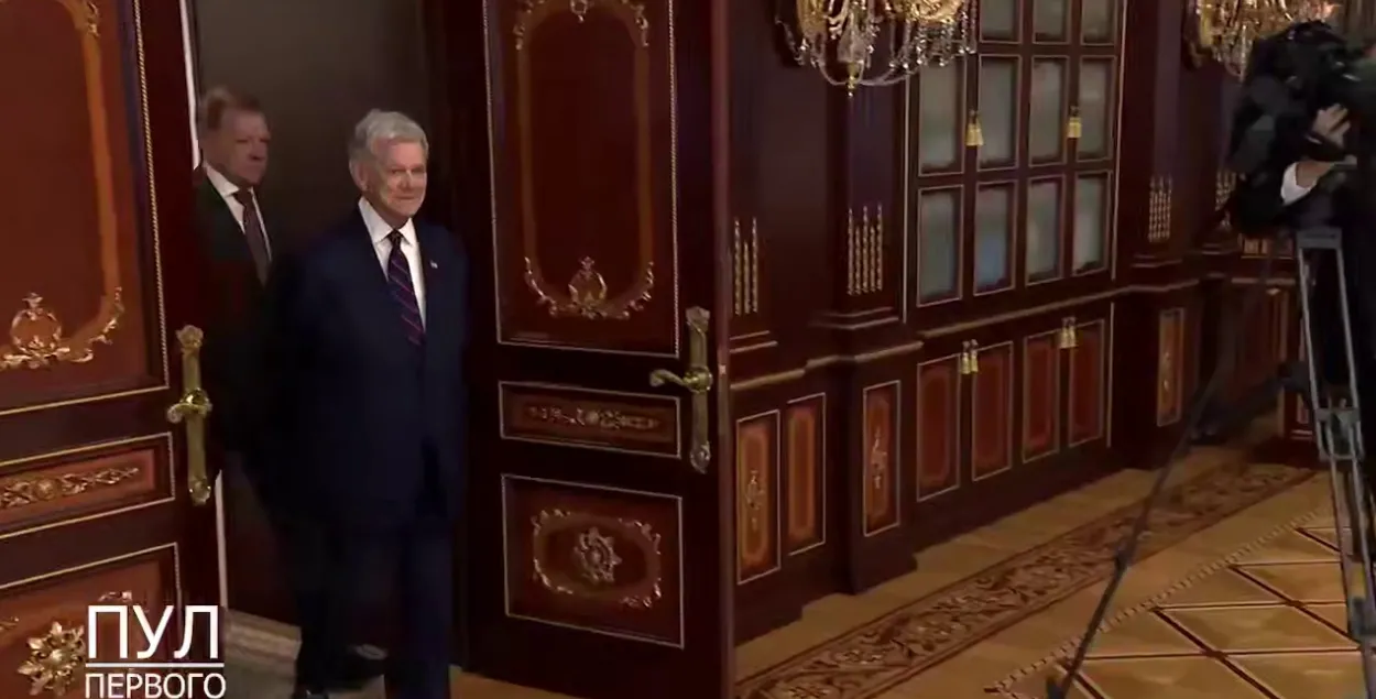 Джон Коул на встрече с Лукашенко
