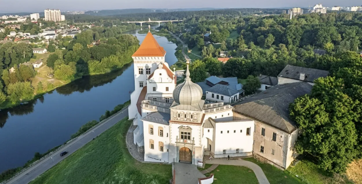 Від з вышыні на Стары замак у Гродна

