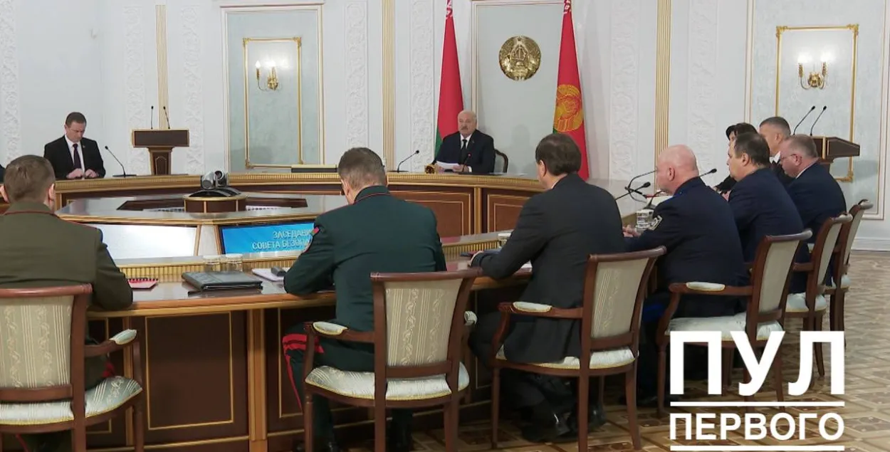 Нарада ў Лукашэнкі 9 снежня
