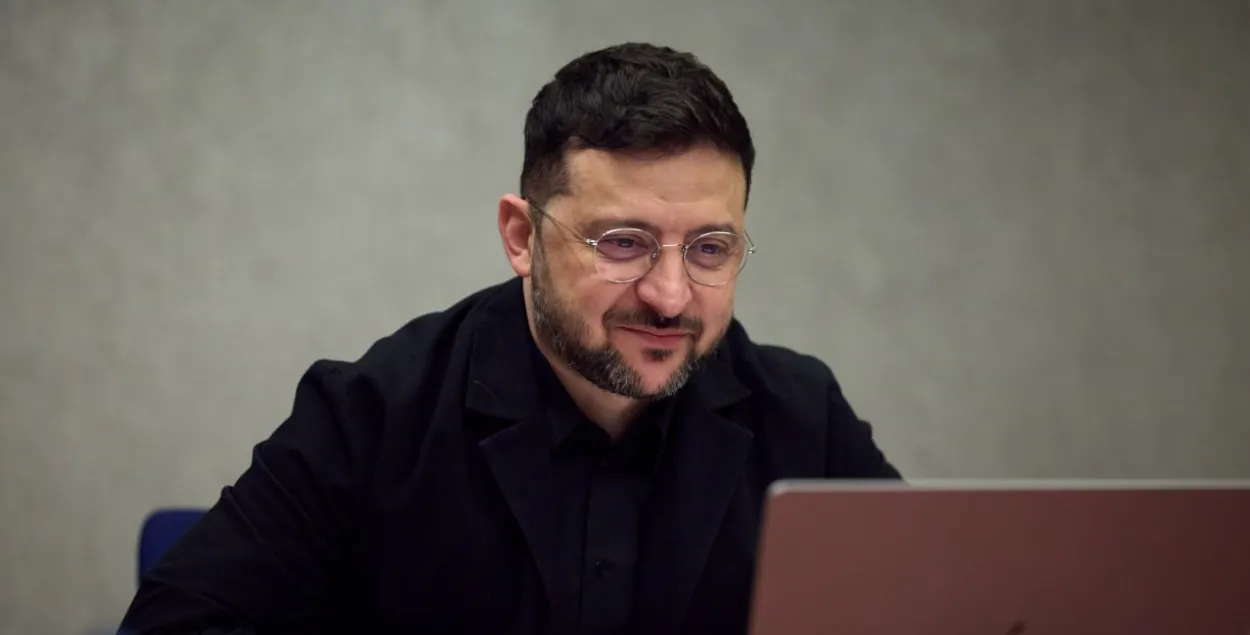 Зеленский поговорил с белорусскими политзаключенными
