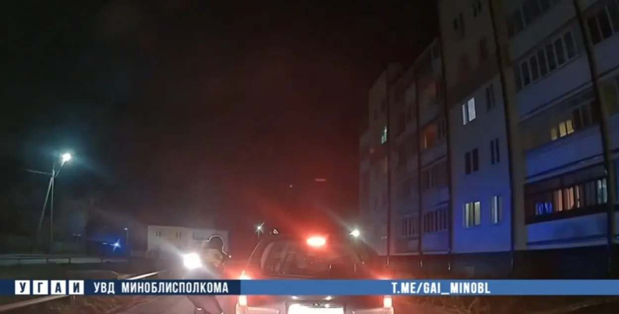 В Слуцком районе мужчина похитил девушку
