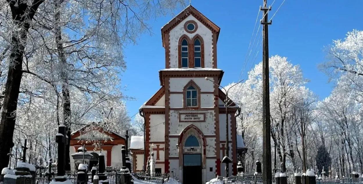 Костел на Кальварийском кладбище в Минске
