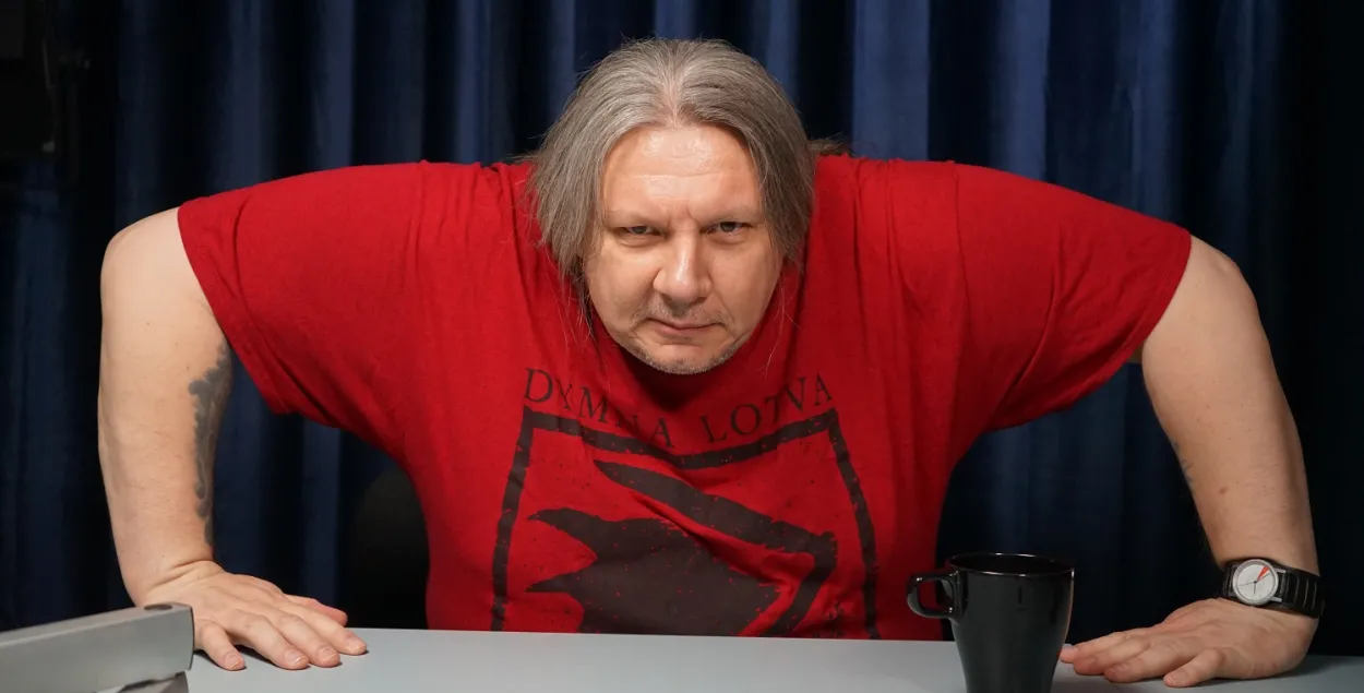 Уладзіслаў “Lesley Knife” Наважылаў
