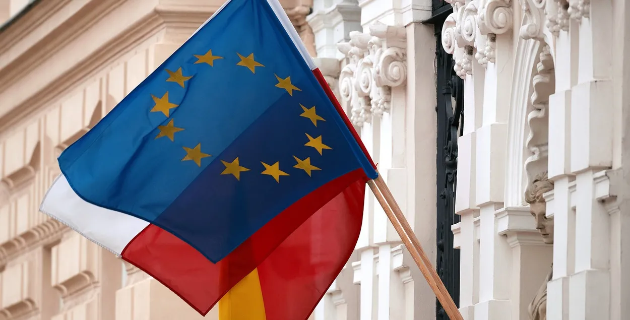 Европа внимательно наблюдает за действиями США
