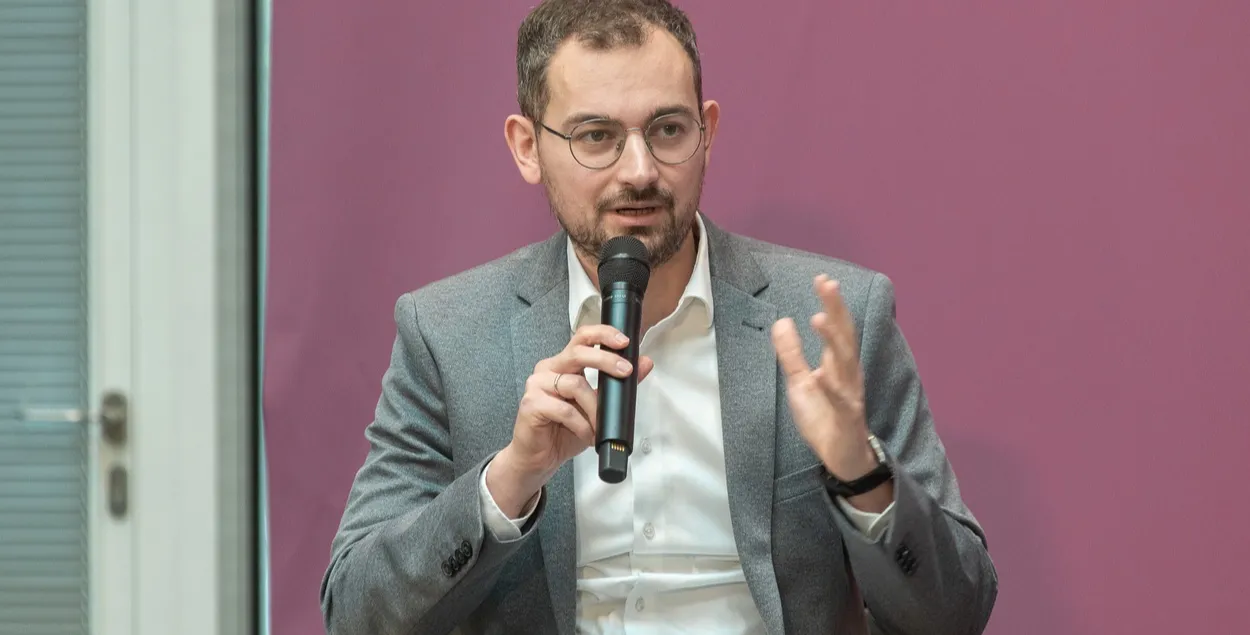 Артём Шрайбман тлумачыць, чаму нельга называць "хейтам" крытыку Калеснікавай
