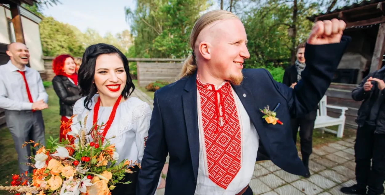 Кім Самусенка і Алеся на вяселлі
