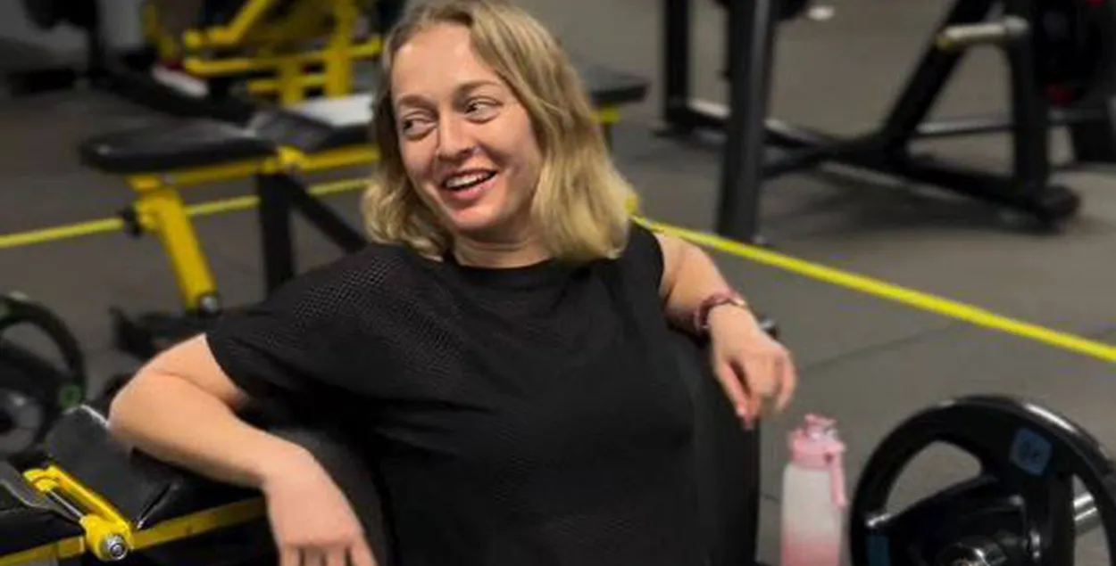 Фото с предположительно Анжеликой Мельниковой из минской качалки
