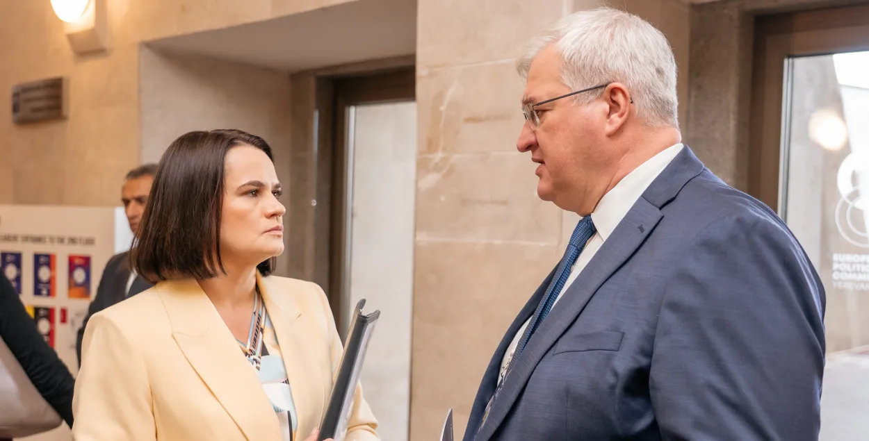 Святлана Ціханоўская і Андрэй Сібіга
