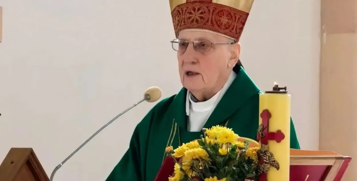 Арцыбіскуп Кандрусевіч у Ракаве
