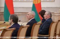 Петр Миклашевич (справа) на встрече Александра Лукашенко с членами Конституционной комиссии, 15 марта 2021-го / БЕЛТА​