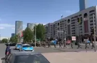 Спецназ блакуе захопленае аддзяленне банка / Скрыншот
