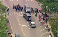 Полиция на месте стрельбы возле Чикаго / Reuters