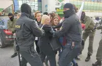 Задержание участниц женского марша в Минске, осень 2020-го / Из архива Еврорадио