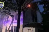 Пожар в усадьбе Монюшко в Смиловичах / кадр из видео СК
