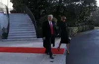Дональд и Мелания Трамп покидают Белый Дом / Reuters​